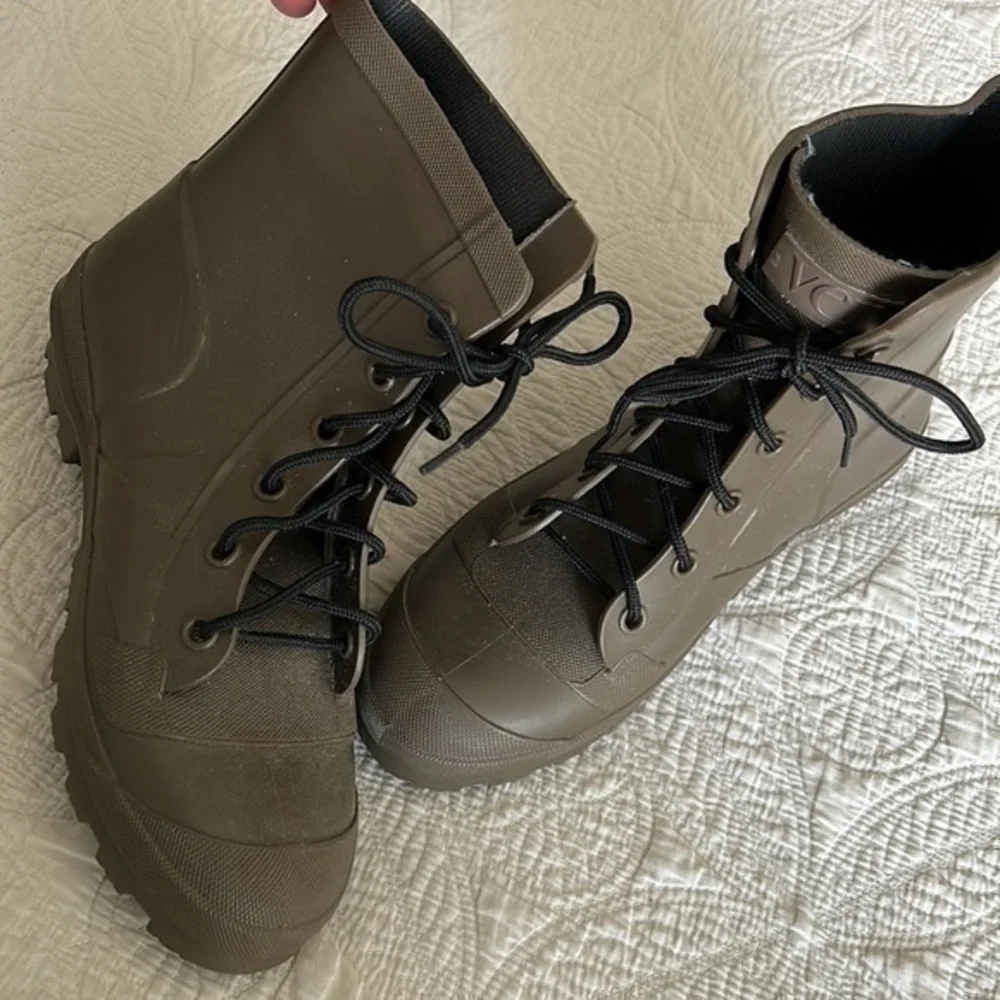 Rubber Rain Boots Imported Light Brown Women’s 8.5/9